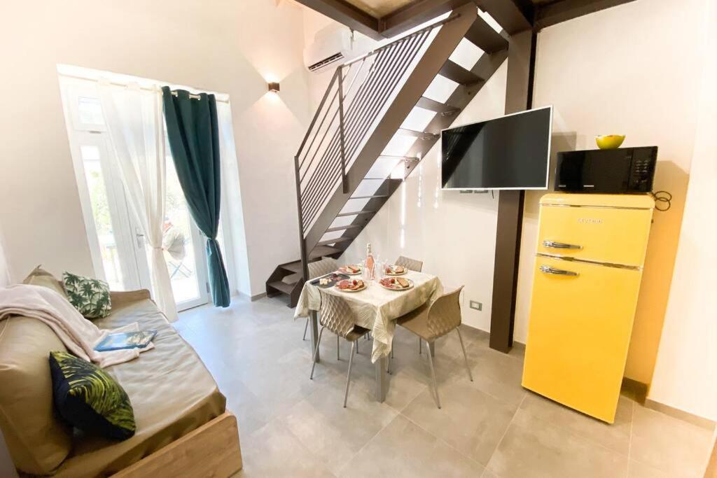 Ferienwohnung New Agriloft 4 Palms Clima, Giardino E Wi-Fi A 50 Mt Dal Mare Bordighera Exterior foto